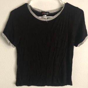 ✨3/$10✨ Basic T-Shirt!!